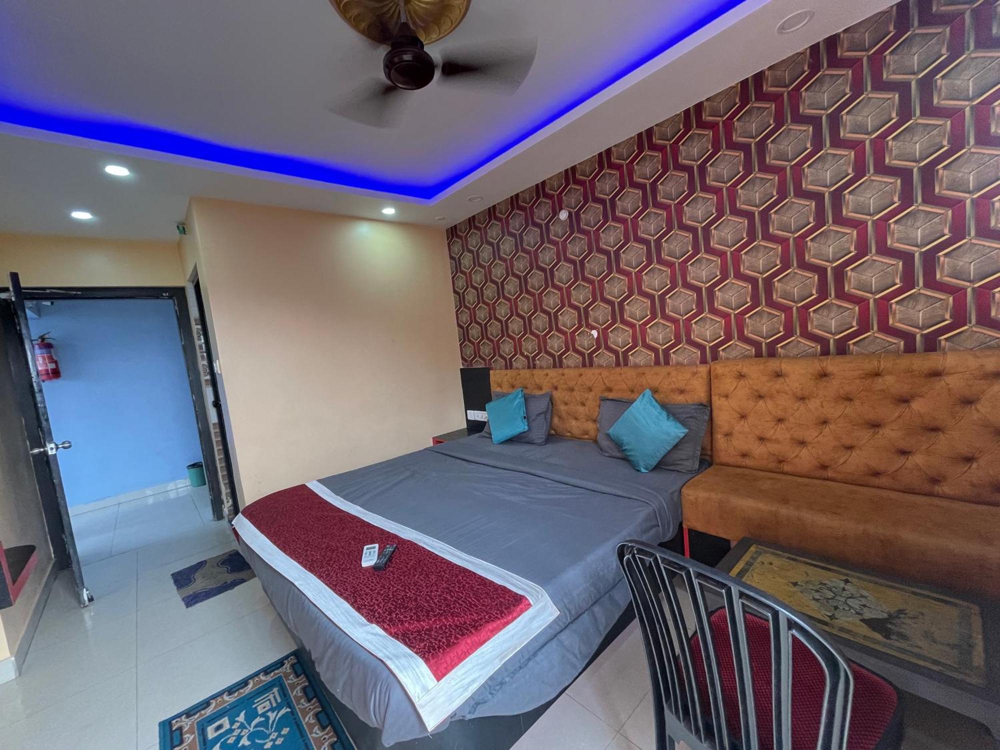 Hotel Seven Inn By Seven Group Puri Exterior photo