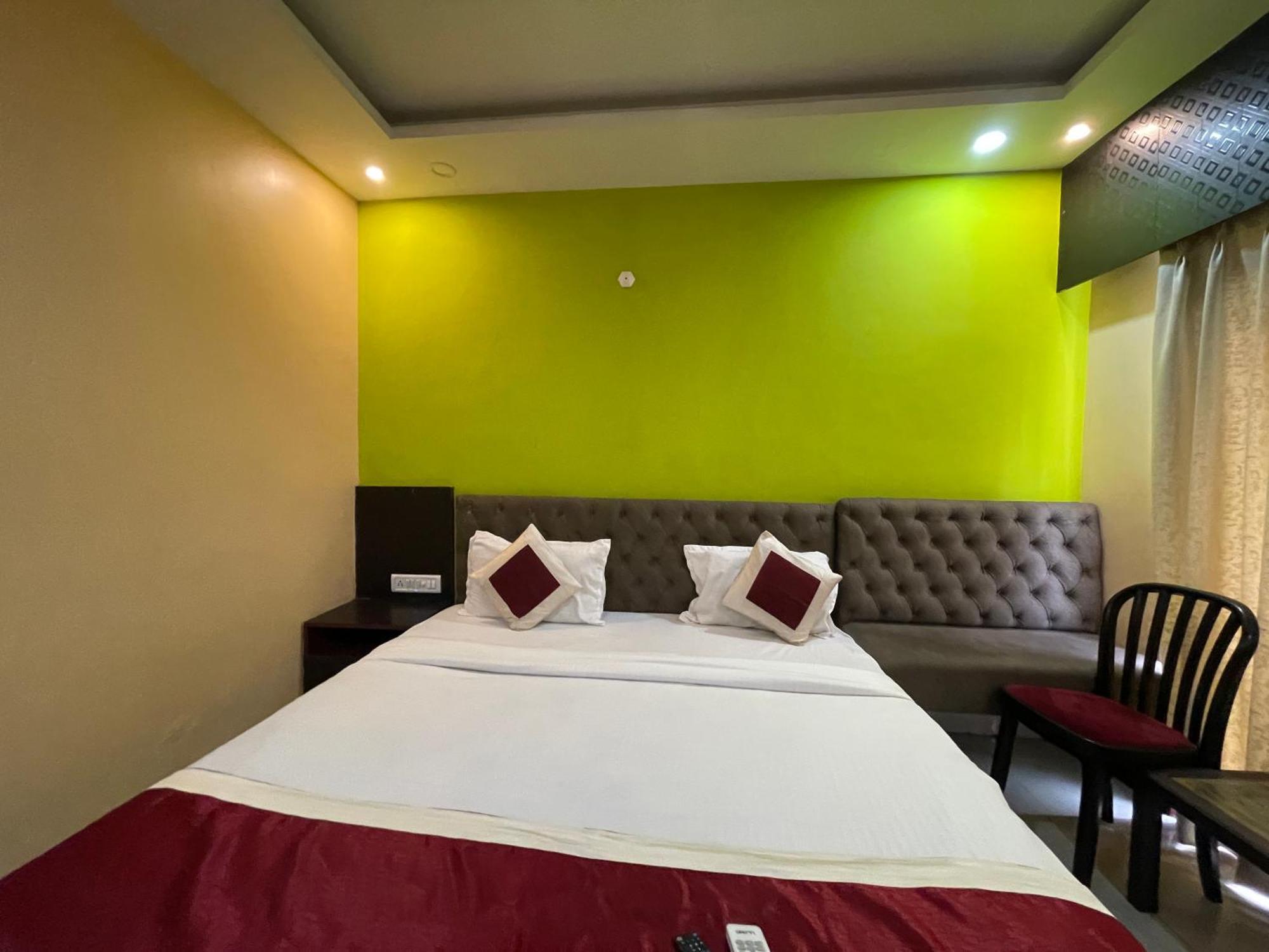 Hotel Seven Inn By Seven Group Puri Exterior photo